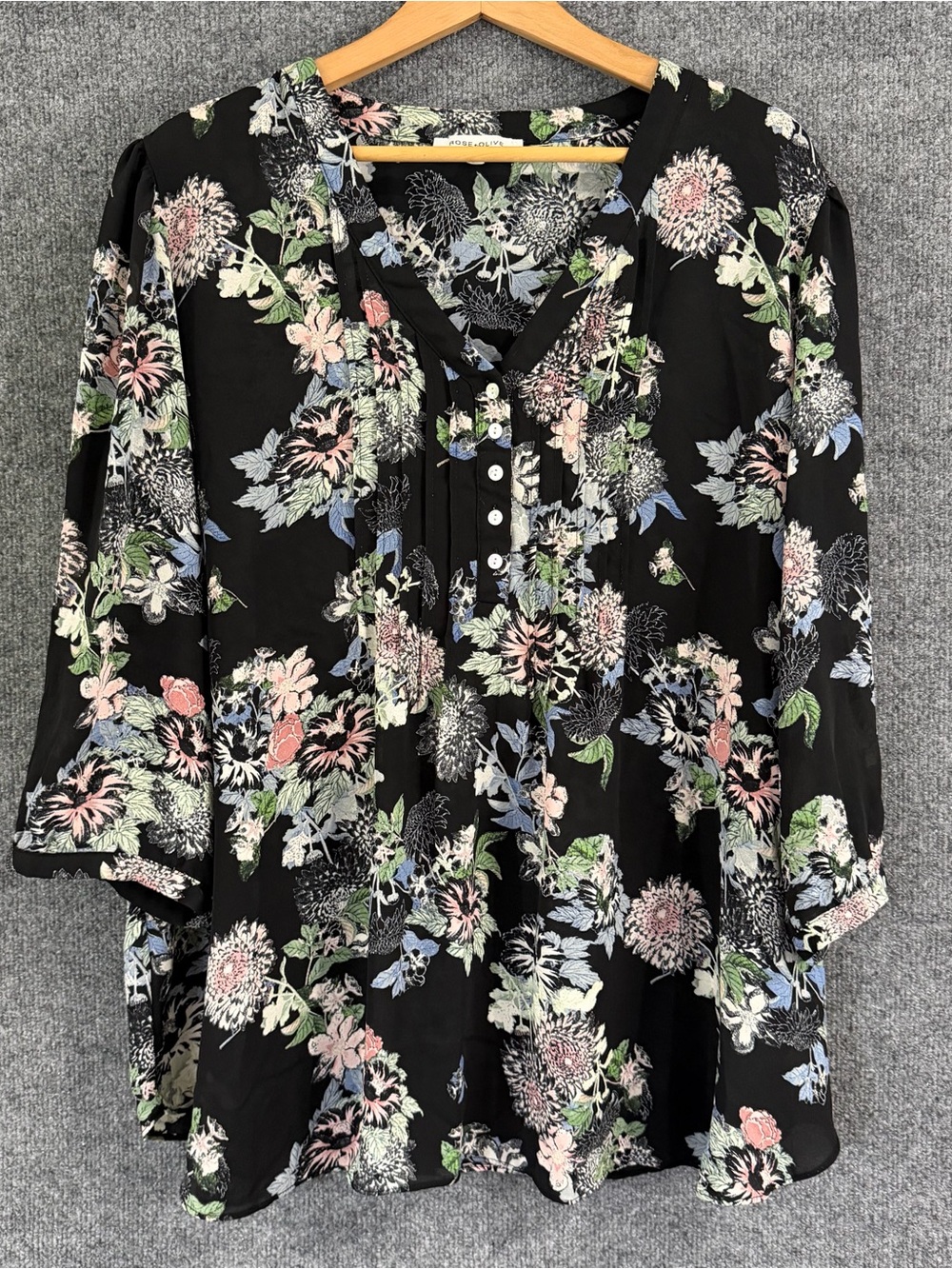Rose + Olive Womens 2X Floral Top Black 3/4 Sleeve Office Casual Flowy Feminine